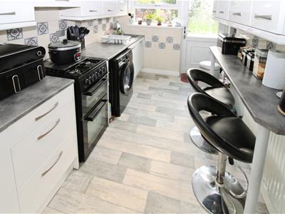 Fitted Kitchen